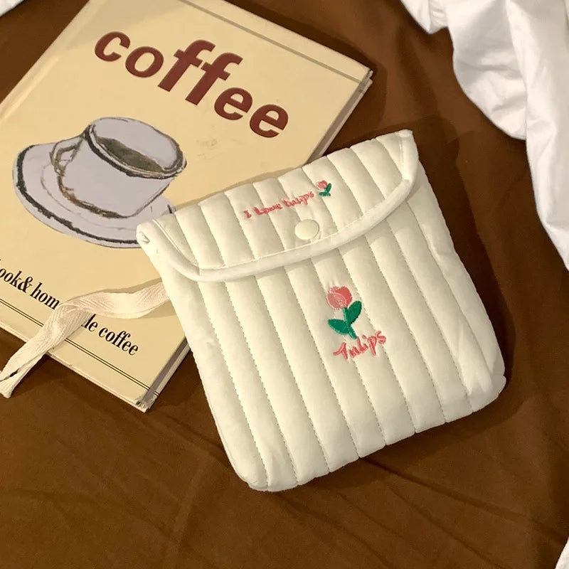 Lovely Soft Pad Bag