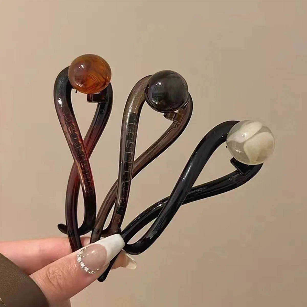 Stylish Twist Hair Clip